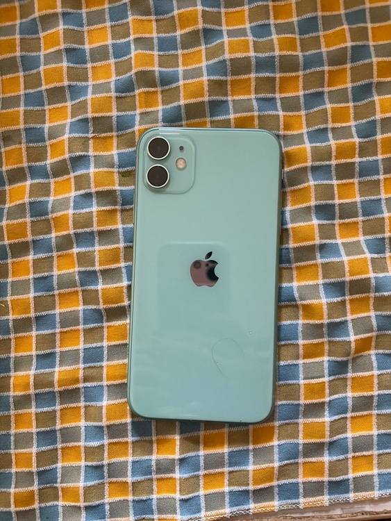 iPhone11（スマホ）の商品画像 - 査定依頼日：2026年9月25日 - 最高査定価格：21,500円