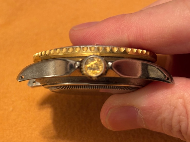 ロレックス サブマリーナー 1661（高級時計）の商品画像 - 査定依頼日：2025年11月26日 - 最高査定価格：2,300,000円