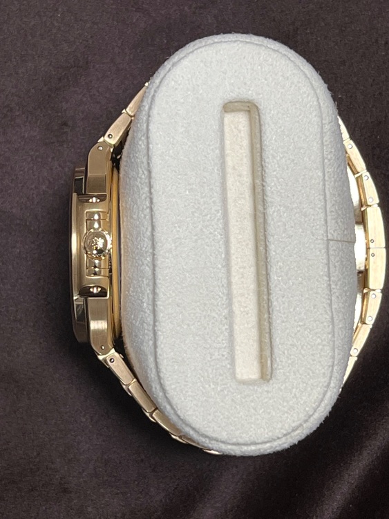 パテックフィリップ ノーチラス 7118／１Ｒ-00（高級時計）の商品画像 - 査定依頼日：2025年10月3日 - 最高査定価格：14,000,000円