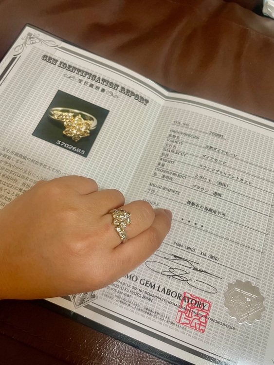 プラチナ金フラワーカットブラウンダイヤモンドリング（金・貴金属）の商品画像 - 査定依頼日：2025年10月26日 - 最高査定価格：70,000円