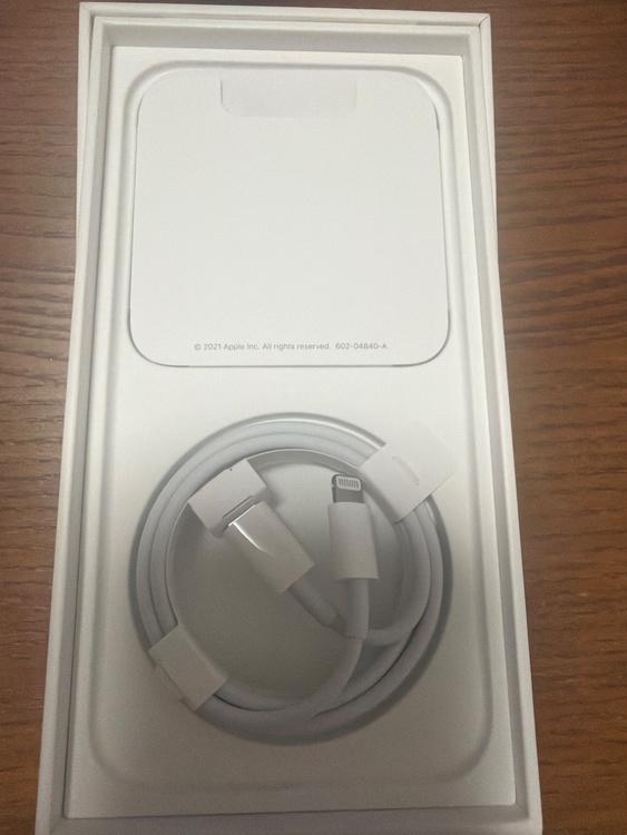 iPhone13（スマホ）の商品画像 - 査定依頼日：2026年4月11日 - 最高査定価格：45,000円