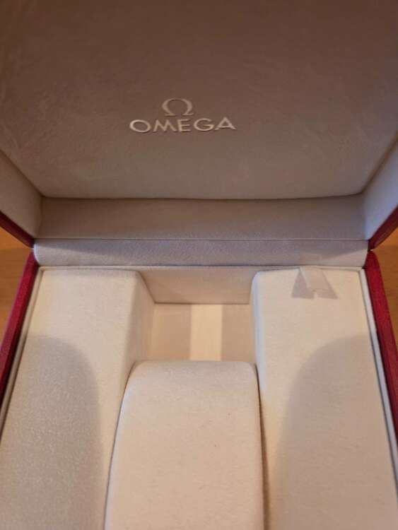 オメガ シーマスター 2531.80（高級時計）の商品画像 - 査定依頼日：2025年4月8日 - 最高査定価格：320,000円