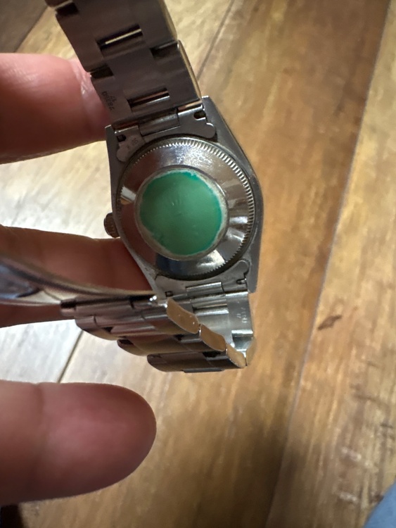 ロレックス パーペチュアル 6748（高級時計）の商品画像 - 査定依頼日：2026年4月14日 - 最高査定価格：620,000円