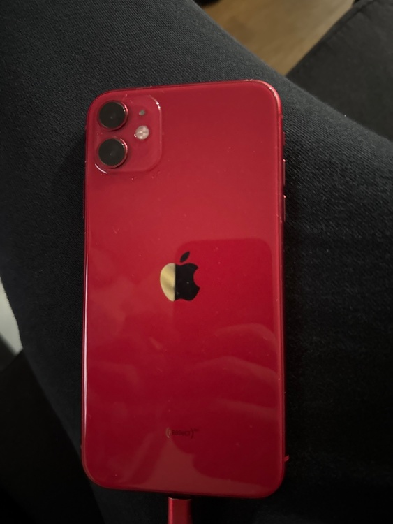 iPhone11 128GB au（スマホ）の商品画像 - 査定依頼日：2026年2月9日 - 最高査定価格：19,000円