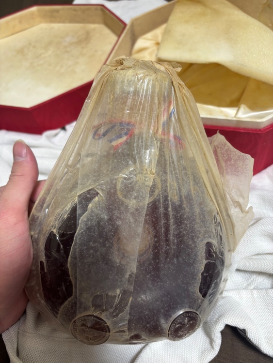 ベリーオールド期　昭和52以上前　レミーマルタンのルイ13世　初期モデル（お酒）の商品画像 - 査定依頼日：2026年3月25日 - 最高査定価格：70,000円