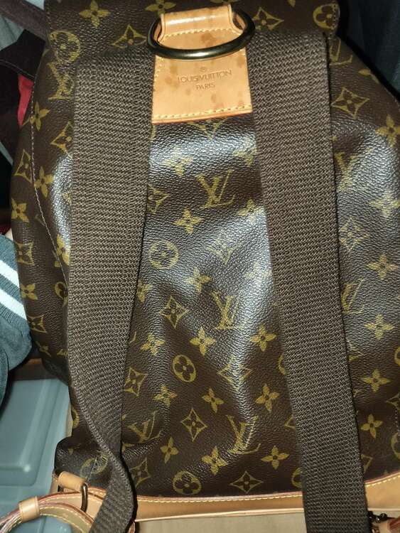 リュックサック（ブランドバッグ）の商品画像 - 査定依頼日：2025年3月22日 - 最高査定価格：150,000円