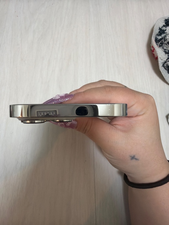 iPhone 13 Pro 128GB au（スマホ）の商品画像 - 査定依頼日：2026年4月6日 - 最高査定価格：38,000円