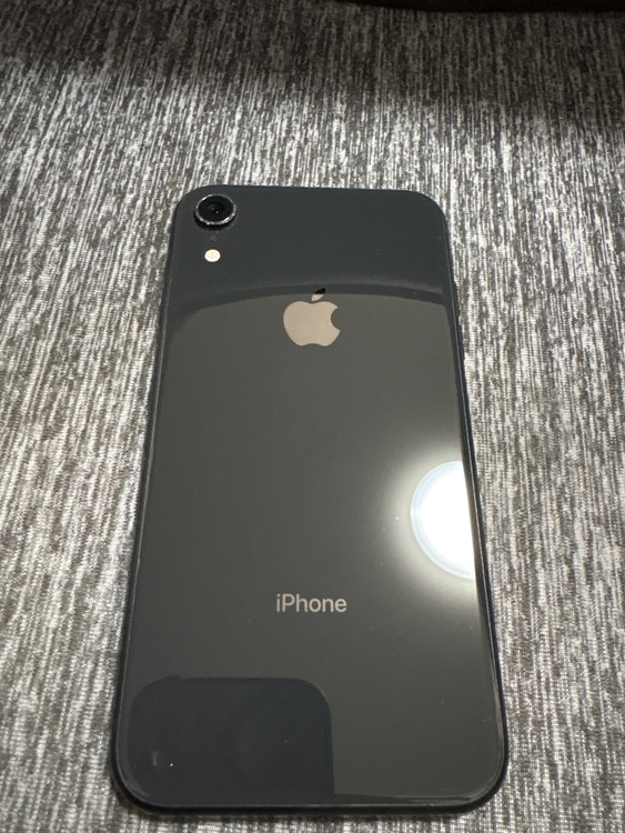 iPhone iPhoneX 64GB SIMフリー（スマホ）の商品画像 - 査定依頼日：2026年10月4日 - 最高査定価格：2,000円