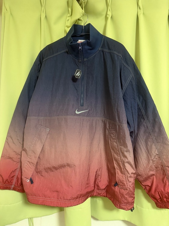 Supreme x Nike Ripstop Pullover（古着・ファッション）の商品画像 - 査定依頼日：2026年6月29日 - 最高査定価格：100円