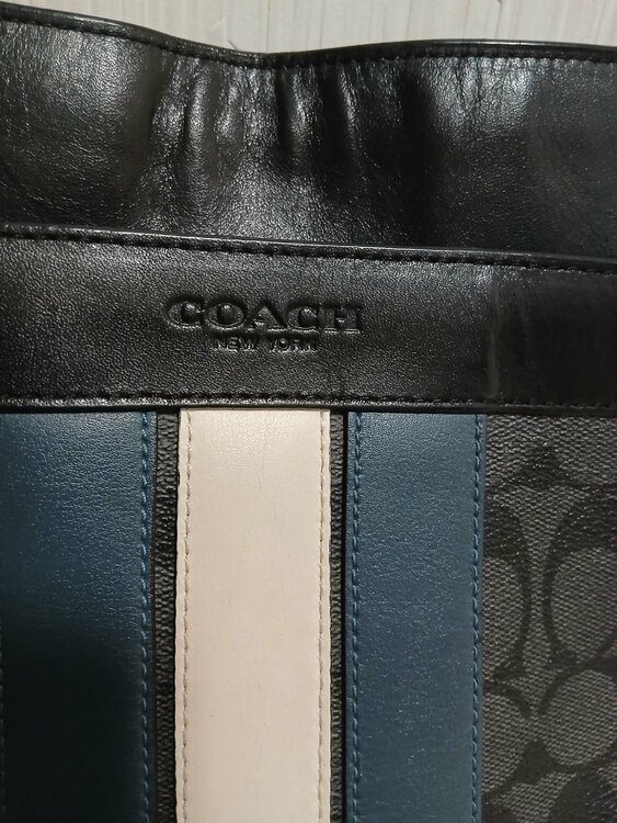 その他 コーチ （ブランドバッグ）の商品画像 - 査定依頼日：2026年4月10日 - 最高査定価格：3,500円