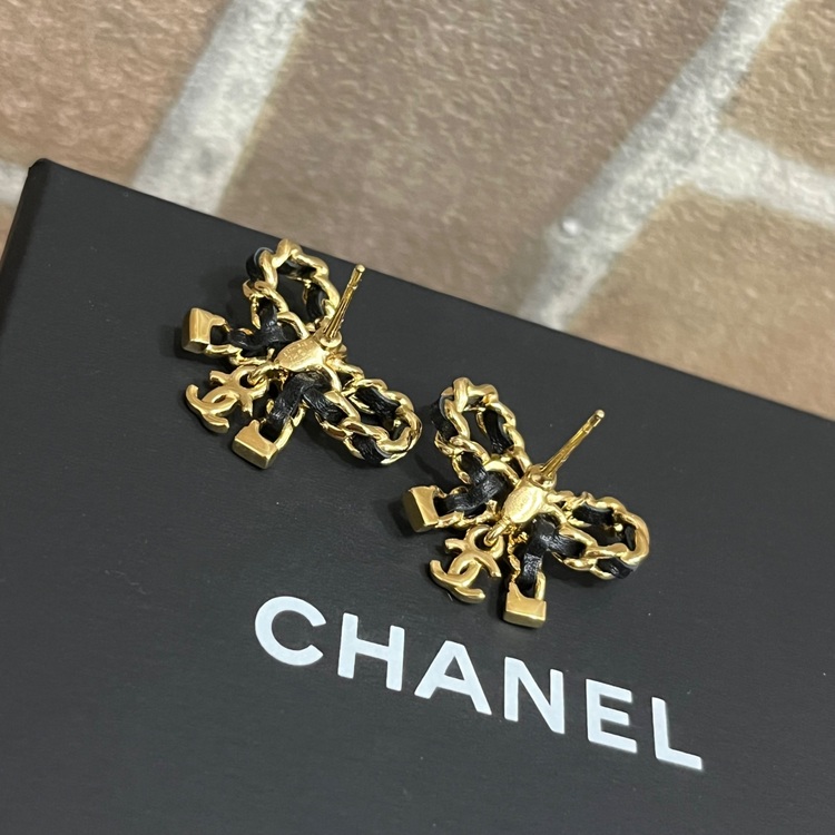 CHANEL ピアス（金・貴金属）の商品画像 - 査定依頼日：2025年8月29日 - 最高査定価格：42,000円