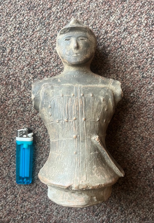 埴輪（美術品・骨董品）の商品画像 - 査定依頼日：2025年9月2日 - 最高査定価格：2,000円