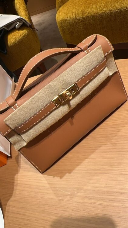 エルメス ケリー （ブランドバッグ）の商品画像 - 査定依頼日：2025年2月23日 - 最高査定価格：2,880,000円