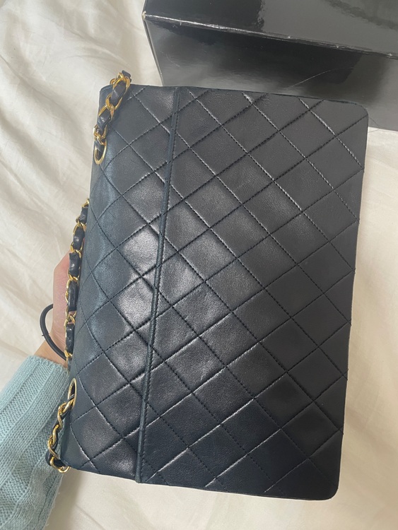 ヴィンテージダイアナフラップバッグ？（ブランドバッグ）の商品画像 - 査定依頼日：2025年12月1日 - 最高査定価格：450,000円