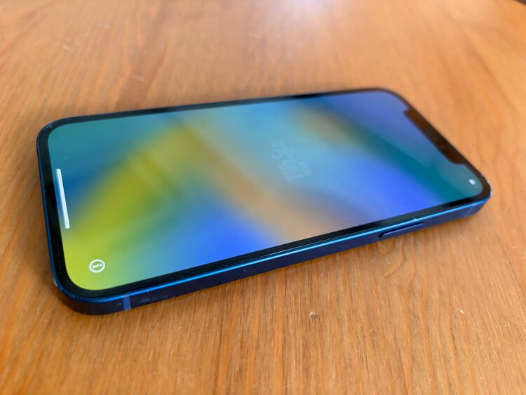 iPhone iPhone 12 64GB SIMフリー（スマホ）の商品画像 - 査定依頼日：2026年7月4日 - 最高査定価格：20,000円