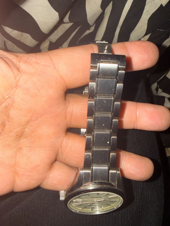 セイコー その他 6r1（高級時計）の商品画像 - 査定依頼日：2026年4月6日 - 最高査定価格：33,000円