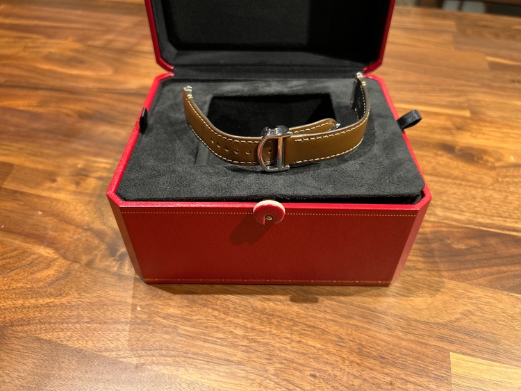 カルティエ サントス W2SA001（高級時計）の商品画像 - 査定依頼日：2025年10月20日 - 最高査定価格：1,300,000円