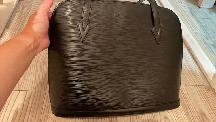 ルイヴィトン エピ （ブランドバッグ）の商品画像 - 査定依頼日：2025年3月12日 - 最高査定価格：60,000円