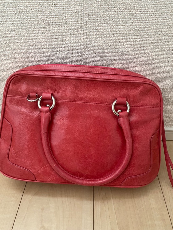 トートバック、ショルダーバック（ブランドバッグ）の商品画像 - 査定依頼日：2025年7月29日 - 最高査定価格：1,000円