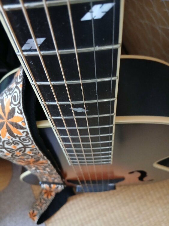 Epiphone masterbuild zenith（ピアノ・楽器・PA機材）の商品画像 - 査定依頼日：2026年4月12日 - 最高査定価格：25,000円