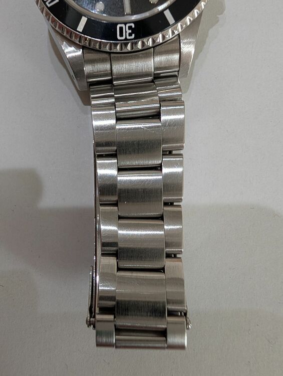 ロレックス サブマリーナー 16610（高級時計）の商品画像 - 査定依頼日：2025年6月14日 - 最高査定価格：1,300,000円