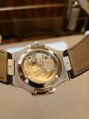 ノーチラス（高級時計）の商品画像 - 査定依頼日：2022年2月13日 - 最高査定価格：15,000,000円