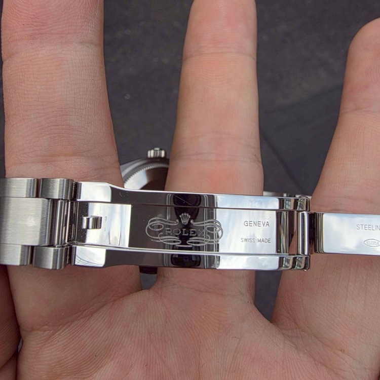 ROREX （高級時計）の商品画像 - 査定依頼日：2025年8月31日 - 最高査定価格：1,000,000円