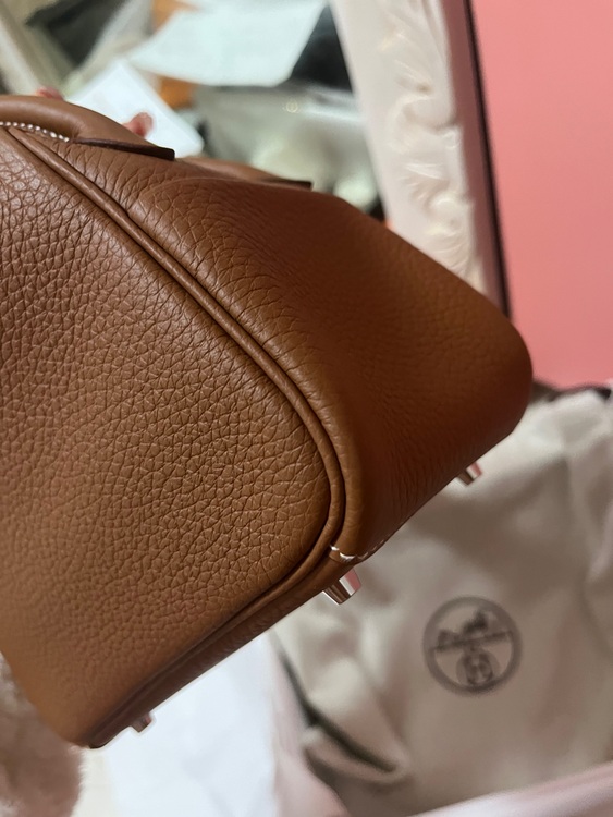 リンディミニ　（ブランドバッグ）の商品画像 - 査定依頼日：2025年11月5日 - 最高査定価格：1,360,000円