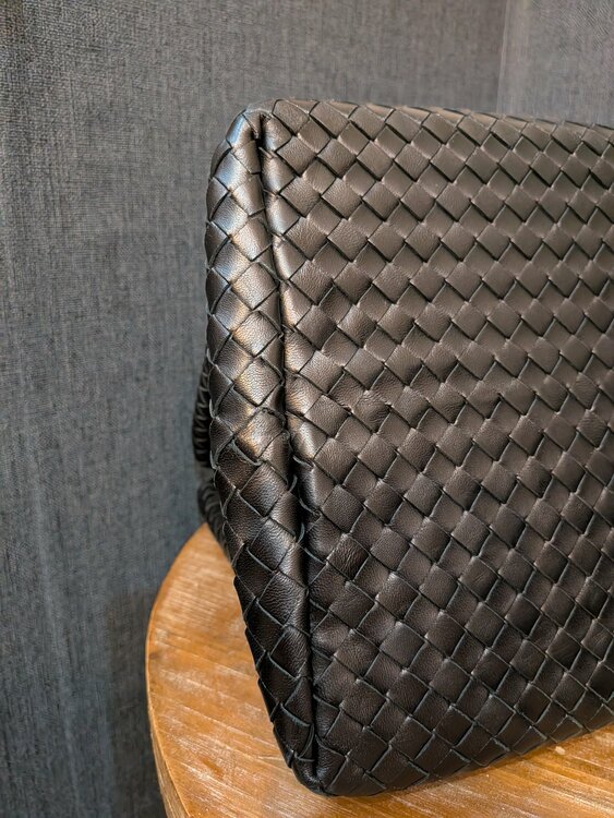 ボッテガ・ヴェネタ  （ブランドバッグ）の商品画像 - 査定依頼日：2026年2月25日 - 最高査定価格：120,000円