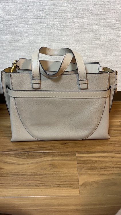 ロエベ ゲート（ブランドバッグ）の商品画像 - 査定依頼日：2025年10月29日 - 最高査定価格：105,000円