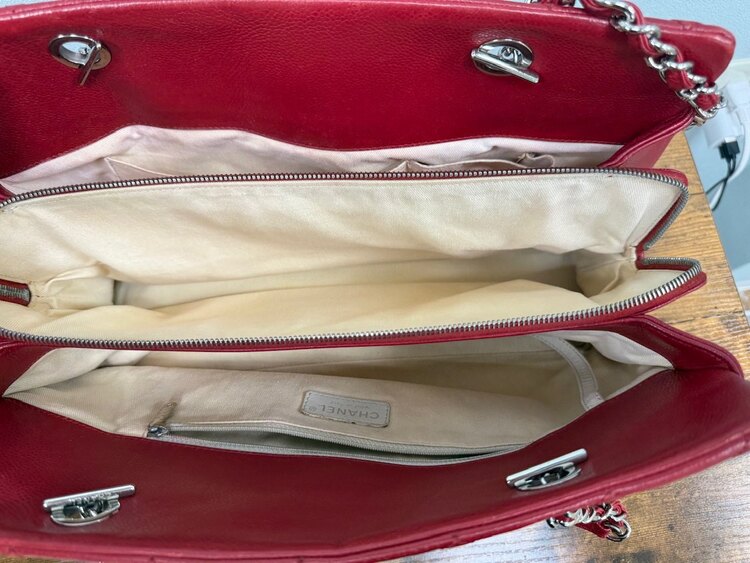 ココマーク　GST キャビアスキン（ブランドバッグ）の商品画像 - 査定依頼日：2025年4月28日 - 最高査定価格：185,000円