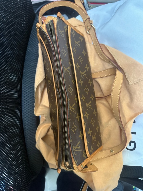 ルイヴィトン モノグラム （ブランドバッグ）の商品画像 - 査定依頼日：2026年1月25日 - 最高査定価格：95,000円