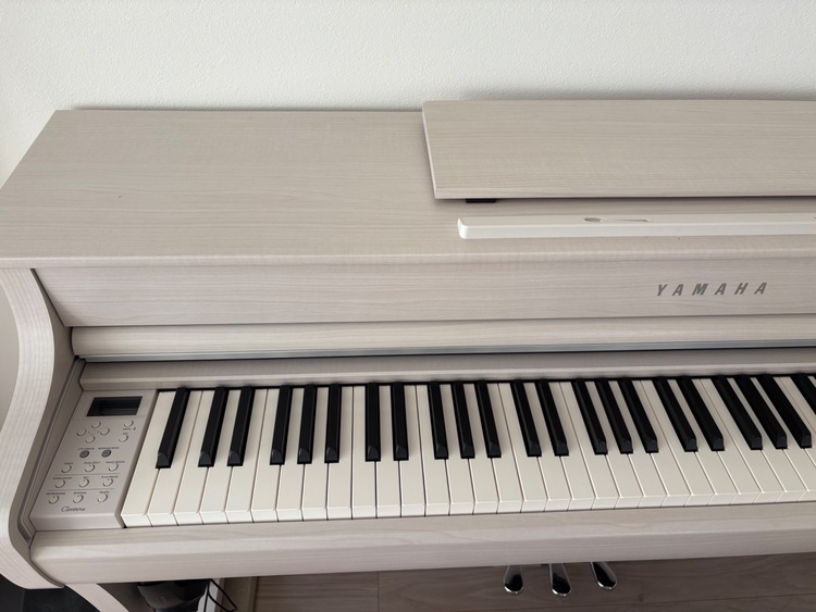 CLP835-WB（ピアノ・楽器・PA機材）の商品画像 - 査定依頼日：2025年11月23日 - 最高査定価格：20,000円