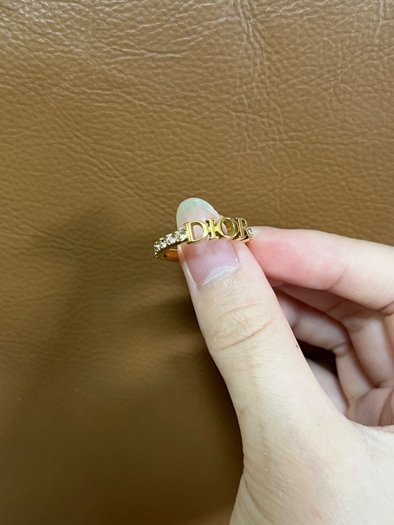 ディオール  （ブランドバッグ）の商品画像 - 査定依頼日：2025年9月25日 - 最高査定価格：15,000円