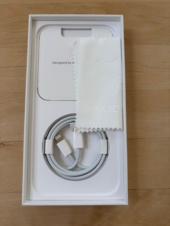 iPhone 14 Pro Max 128GB docomo（スマホ）の商品画像 - 査定依頼日：2026年3月15日 - 最高査定価格：75,000円