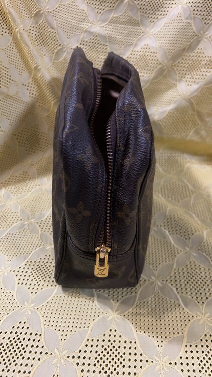 セカンドバック（ブランドバッグ）の商品画像 - 査定依頼日：2025年2月25日 - 最高査定価格：25,000円