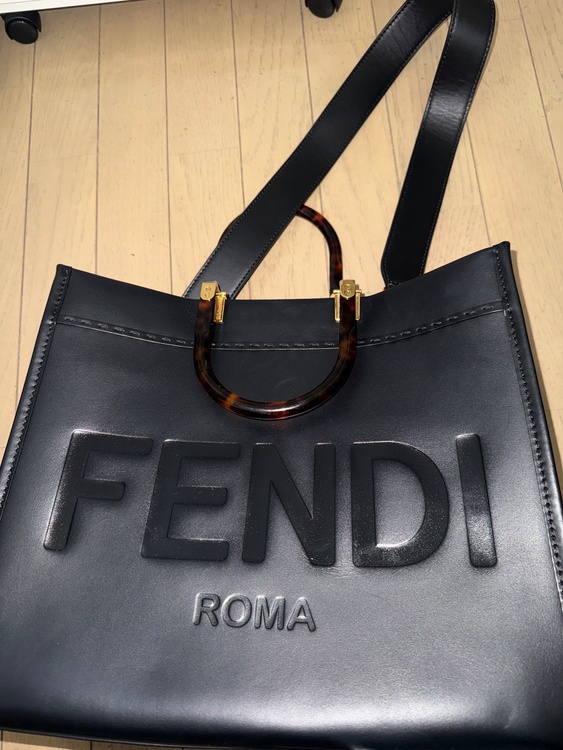 フェンディ（ブランドバッグ）の商品画像 - 査定依頼日：2026年10月9日 - 最高査定価格：220,000円