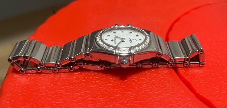 OMEGA（オメガ） コンステレーション レディース ダイヤベゼル クォーツ（高級時計）の商品画像 - 査定依頼日：2026年1月30日 - 最高査定価格：180,000円