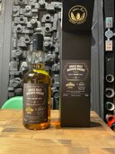 SINGLE MALT THE WHISKY CREW 2013（お酒）の商品画像 - 査定依頼日：2024年11月29日 - 最高査定価格：45,000円