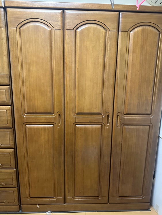 桐タンス　ベット　ソファ（家具・寝具）の商品画像 - 査定依頼日：2025年12月18日 - 最高査定価格：5,000円