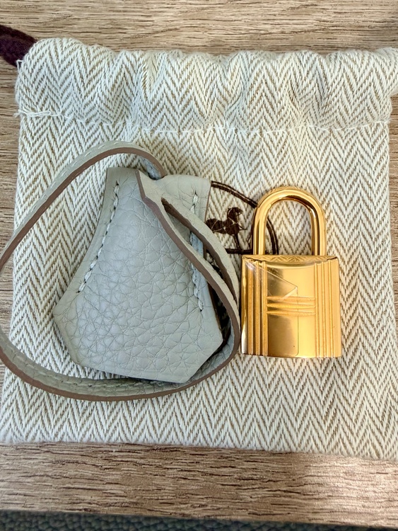 バーキン25 トゴ グリペール G金具 U刻印（ブランドバッグ）の商品画像 - 査定依頼日：2026年4月8日 - 最高査定価格：3,200,000円