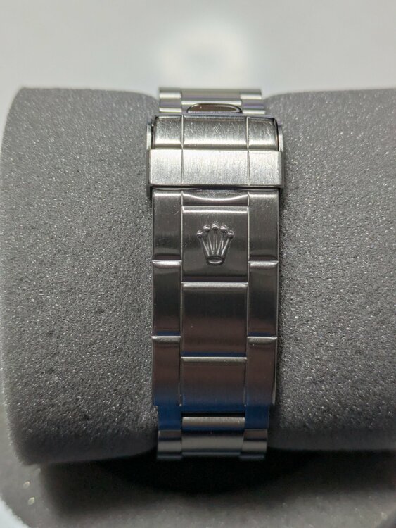 ロレックス サブマリーナー M16610（高級時計）の商品画像 - 査定依頼日：2025年12月17日 - 最高査定価格：1,450,000円