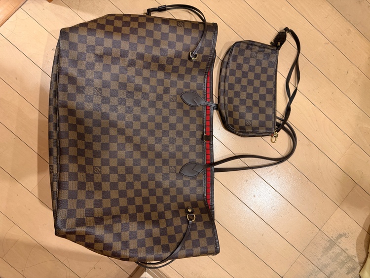 不明（ブランドバッグ）の商品画像 - 査定依頼日：2026年8月30日 - 最高査定価格：100,000円