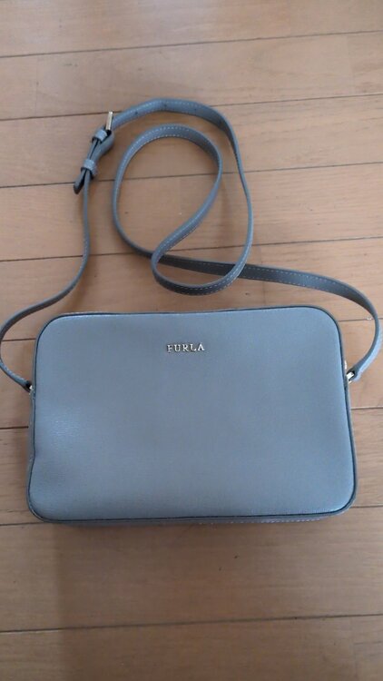 ショルダーバック（ブランドバッグ）の商品画像 - 査定依頼日：2026年4月1日 - 最高査定価格：100,000円