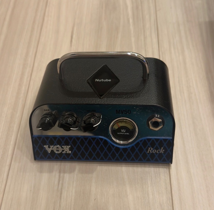VOX MV50 Rock GUITAR AMPLIFIER（ピアノ・楽器・PA機材）の商品画像 - 査定依頼日：2025年11月11日 - 最高査定価格：6,000円