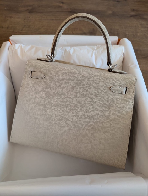 ケリー25（ブランドバッグ）の商品画像 - 査定依頼日：2025年9月18日 - 最高査定価格：2,570,000円