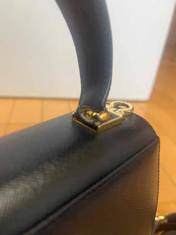 フェラガモ  （ブランドバッグ）の商品画像 - 査定依頼日：2025年11月6日 - 最高査定価格：35,000円