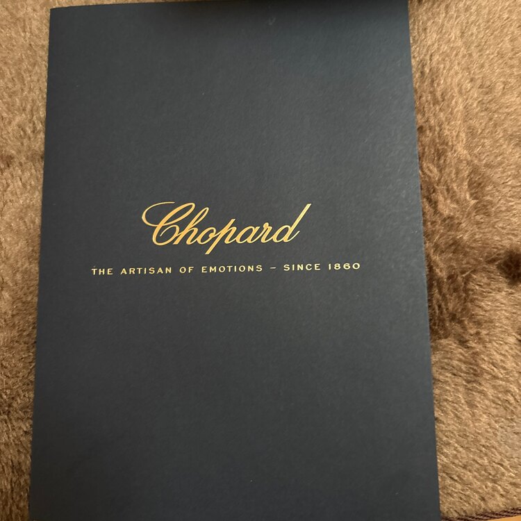 ショパール　アイスキューブピアス（金・貴金属）の商品画像 - 査定依頼日：2025年4月17日 - 最高査定価格：150,000円