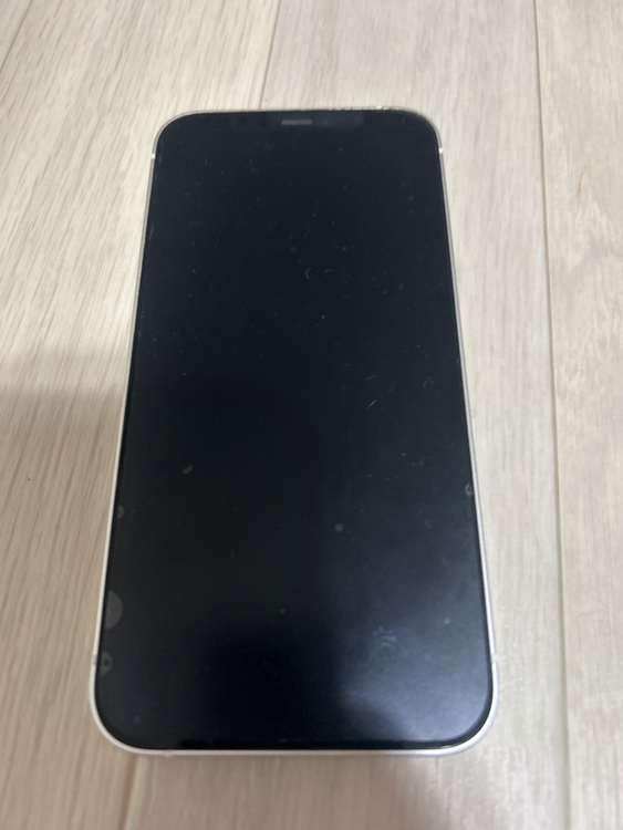 iPhone iPhone 12 64GB SIMフリー（スマホ）の商品画像 - 査定依頼日：2026年5月26日 - 最高査定価格：20,000円