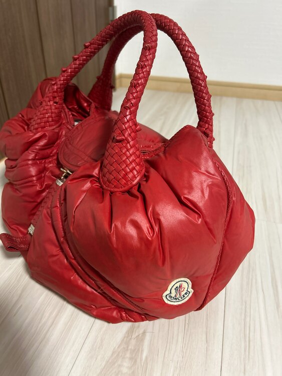 フェンディ  （ブランドバッグ）の商品画像 - 査定依頼日：2025年1月22日 - 最高査定価格：30,000円